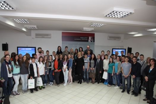 Revija kratkog đačkog filma - FILMić 2014.